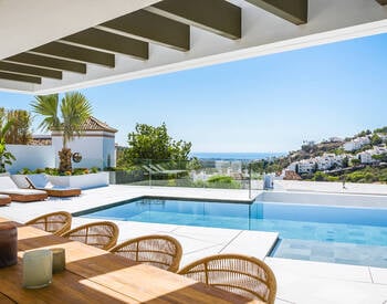 Golf Villa with Ultra Luxe Features in Benahavis 1