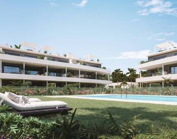 Immobilien Mit Meerblick In Der Nähe Des Yachthafens In Estepona 1