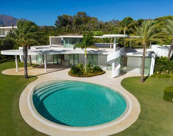 Maison Individuelle Clé En Main Avec Piscine À Casares 1