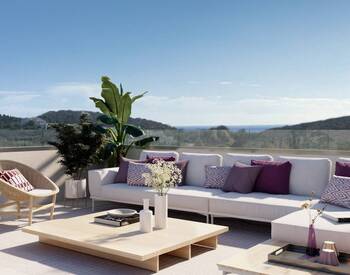 Spacious Flats in a Golfside Complex with Pool in Casares 3