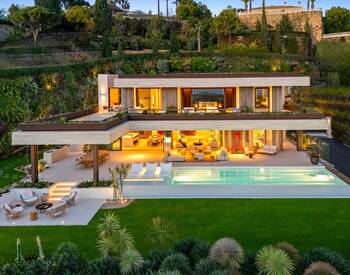 Detached Houses with Pools in Benahavis Málaga 1