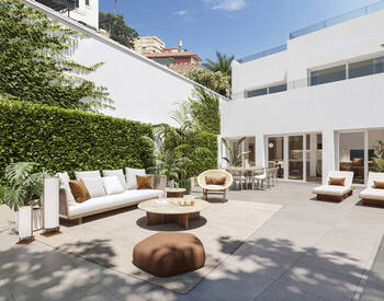 Flats with Spacious Terraces in El Limonar Málaga 1