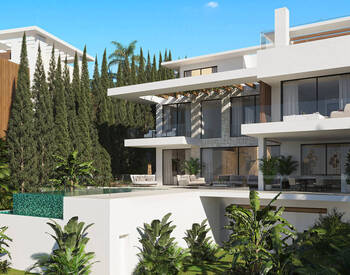 Luxury Houses Close to the Sea in Estepona 3