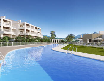Sea-view Properties in a Complex with Pool in Benahavis 1