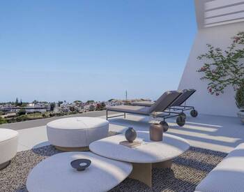Elegant Townhouses with Private Pools in Estepona Malaga 2
