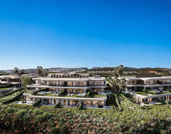 Exclusive Villas with Exceptional On-site Amenities in Casares 2