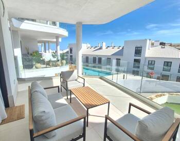 Rymlig Lägenhet Med En 25 M² Terrass I Fuengirola 1