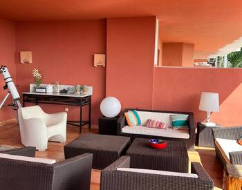 Appartement Aan Het Strand Met Zwembad En Parkeer In Estepona 3
