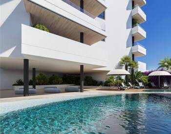 Fuengirola'da Plaja Yakın Site İçinde Şık Tasarımlı Daireler 3