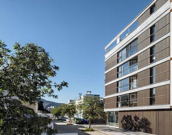 Элегантные квартиры в комплексе с бассейном в Эстепоне