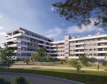 Elegant Flats for Sale in a Project with Pool in Málaga 1