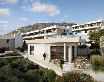 Townhouses Met Gemeenschappelijk Zwembad En Gym In Fuengirola