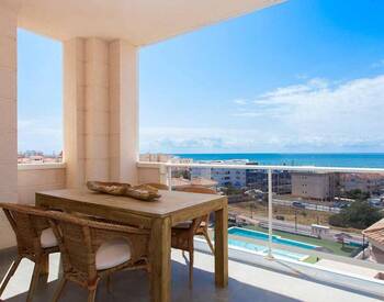 Apartments in the City Center of Santa Pola with Sea View 1