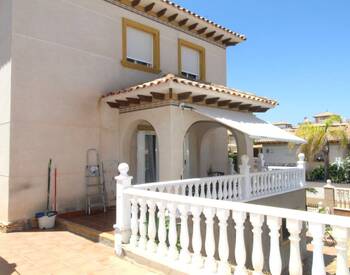 Discounted Resale House for Sale in La Zenia Spain 1