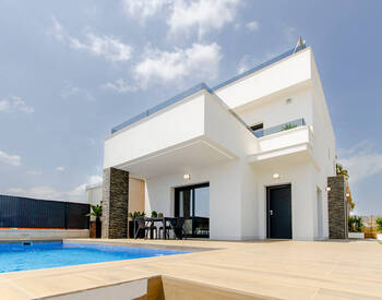 Spacious Detached Villa with Private Pool in Bigastro, Orihuela 1