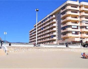 Sea View Apartments in a Beachfront Complex in Calpe 1