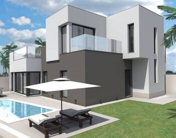 Modern Villa Within Walking Distance of the Beach in Torrevieja 1