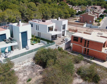 Maisons Élégantes Avec Jardins Et Piscines Privés À La Nucia 3