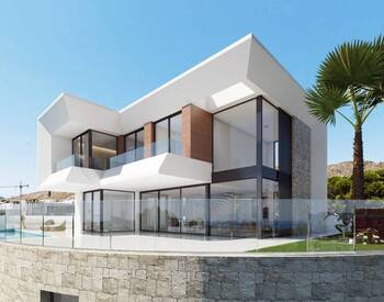 Alicante Finestrat'ta Eşsiz Manzaralı ve Lüks Tasarımlı Villa 1