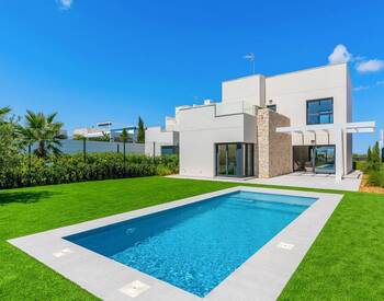 Stylish Detached Golf Villas in Pilar De La Horadada 1
