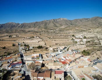 Квартиры с 3 Спальнями, Садами и Соляриями Аликанте 2