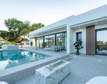 Просторные Отдельные Дома с Бассейном в Пинар-де-Камповерде 2