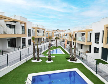 Eleganta Lägenheter I Ett Komplex Med Pool I Villamartin 1