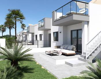 Townhouses in a Complex with Pool in Denia Alicante 1