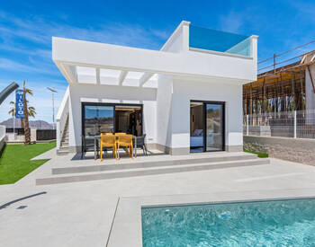 Villa's Dichtbij De Voorzieningen In Algorfa Alicante 1