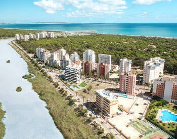 Pisos Con Estilo En Un Complejo Con Piscina En Guardamar Del Segura 2