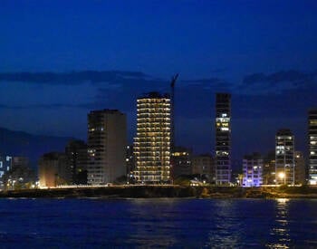 Alicante Calpe'de Havuzlu Sitede Denize Sıfır Daireler 3