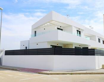Huizen Met 3 Slaapkamers En Zwembad In Dolores Alicante 1
