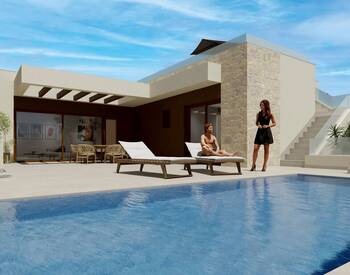 3-bedroom Villas with Pools Near the Golf Course in Rojales 1