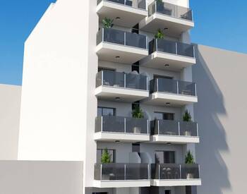 Torrevieja'da Sahile Yakın Modern Daireler 2