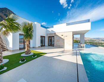 Polop Costa Blanca'da Havuzlu Şık Müstakil Evler 2