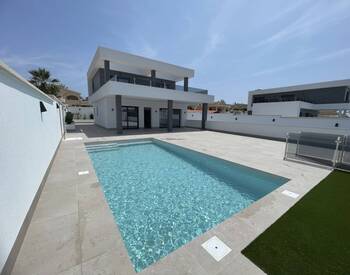 Neue Häuser Mit Privatem Pool In Ciudad Quesada 1