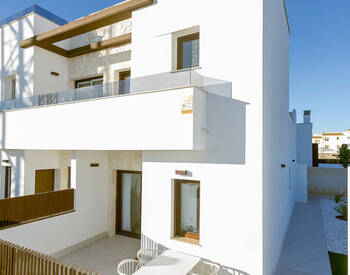 Elegant Townhouses in Vistabella Golf, Orihuela 2