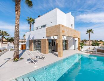4-bed Villas with Pool & Solarium in Ciudad Quesada 1