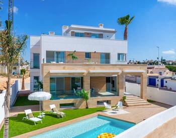 Villas Con Piscina Y Solárium En Ciudad Quesada 2