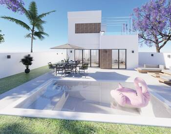 Ciudad Quesada'da Sahile Yakın Dubleks Villa 2