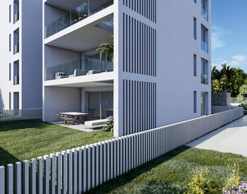 Denia'da Havuz ve Doğa Manzaralı Şık Daireler 2