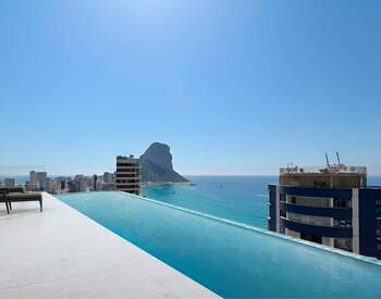 Calpe'de Arenal-bol Plajı Yakınında Deniz Manzaralı Daireler 1