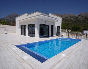 Moderna Casa Independiente Con Piscina Y Vistas A La Montaña En Polop 1