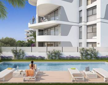 Guardamar Del Segura'da Nehir Manzaralı Modern Daireler 2