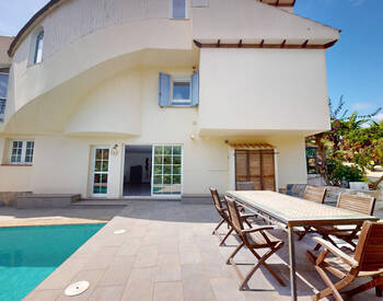 5-schlafzimmer-haus Mit Garten Und Jacuzzi In Orihuela Costa 3