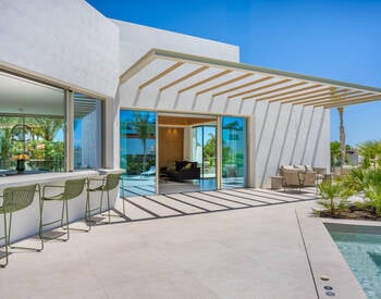 Elegant Southwest-facing House in Exclusive Las Colinas Golf 3