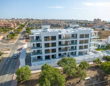Appartements Avec Jacuzzi Près De La Plage À Torrevieja 2