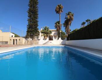 Hus I Spansk Stil Med Pool I Elche Alicante 1