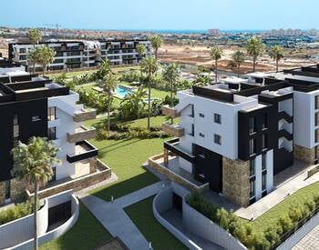 Torrevieja'da Ortak Havuzlu 2 Yatak Odalı Şık Daireler 1