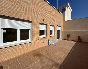 Investmentwohnungen Mit Privaten Terrassen Im Zentrum Alicante 2